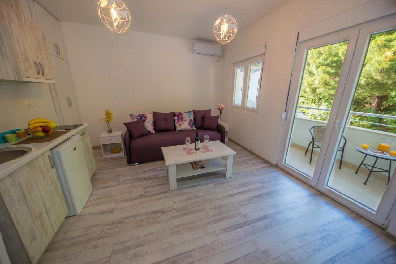 Stari Grad Апартаменти Сутоморе